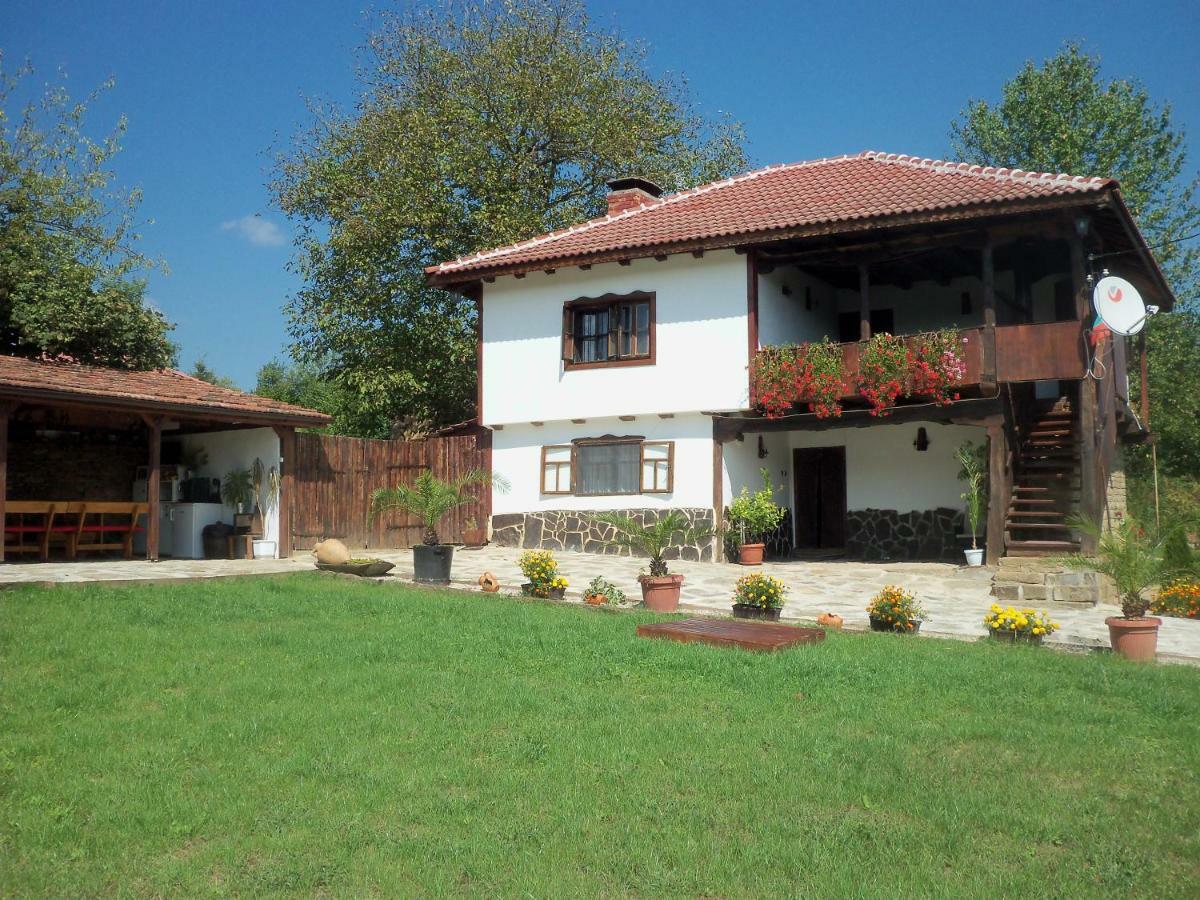 Митровата Къща Villa Raynovtsi Exterior photo