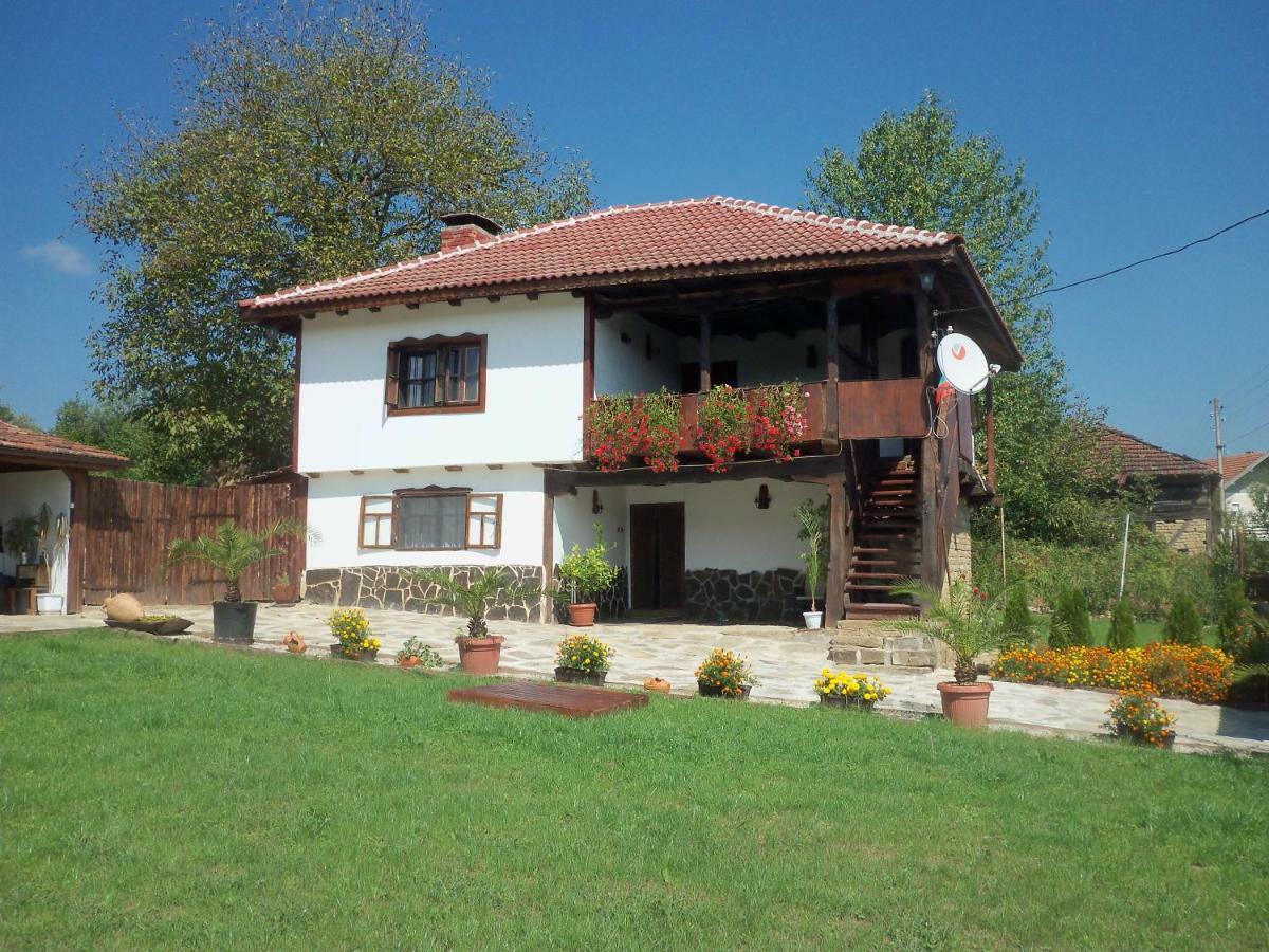 Митровата Къща Villa Raynovtsi Exterior photo